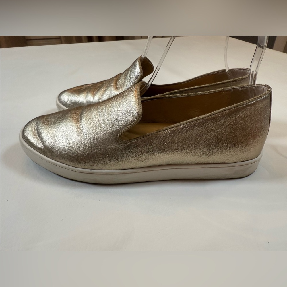 Birdies the swift in gold leather women’s size 9 flats loafers all season - Picture 8 of 9